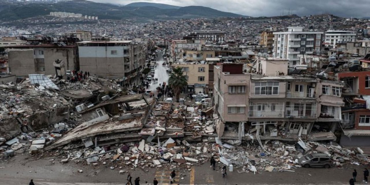 Depremle Y K Lan Skenderun Raporu Plak Ayaklar Yla Ka An Kad Nlar