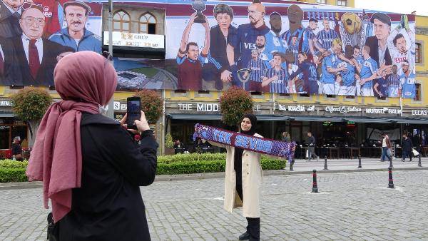 Trabzonspor taraftarından mutluluğun resmi 8