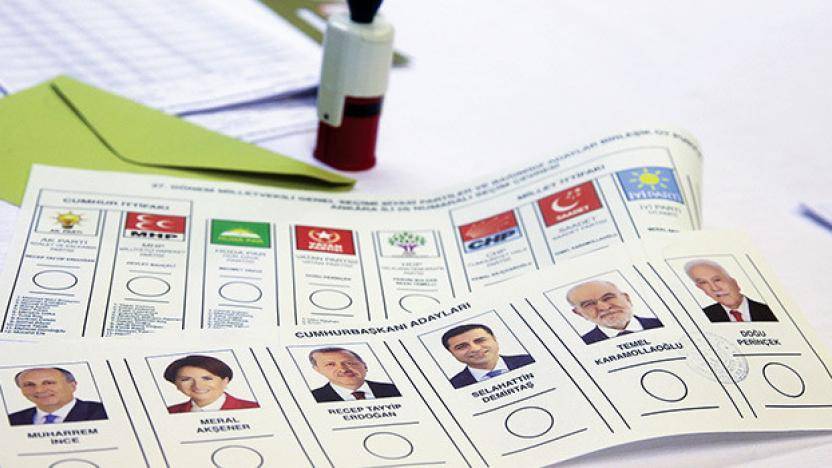 Seçim anketi: AKP 7 puan önde 1
