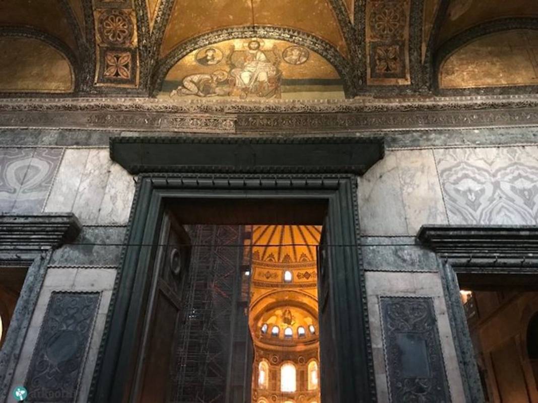 Ayasofya'nın tahrip edilen İmparator Kapısı neden önemli? 4