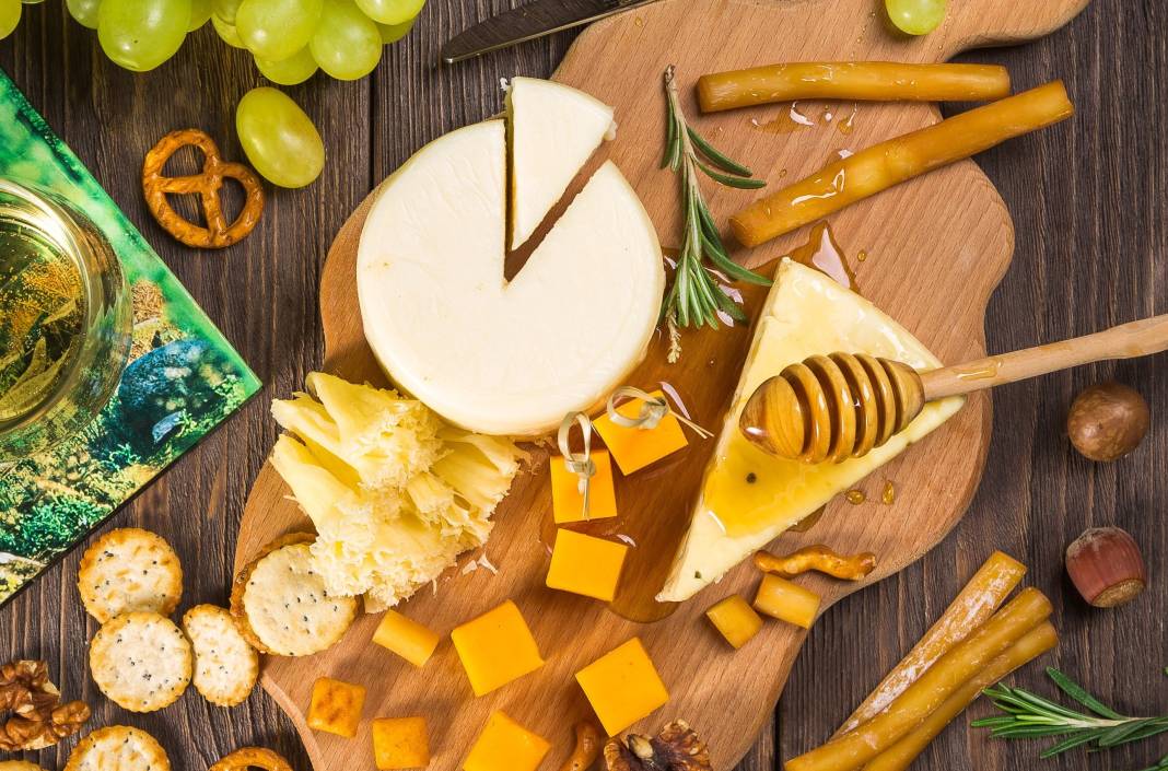 Salmonella'nın ardından listeriya paniği: Fransa'da altı çeşit peynir geri çağrıldı 1