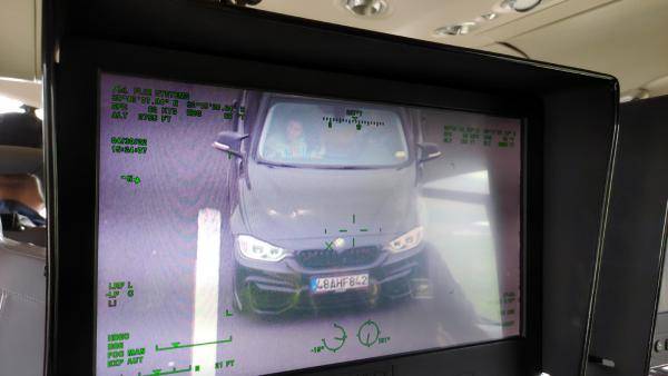 Günün cezası: Onlar polis helikopterini, polis helikopteri onları görüntüledi 5