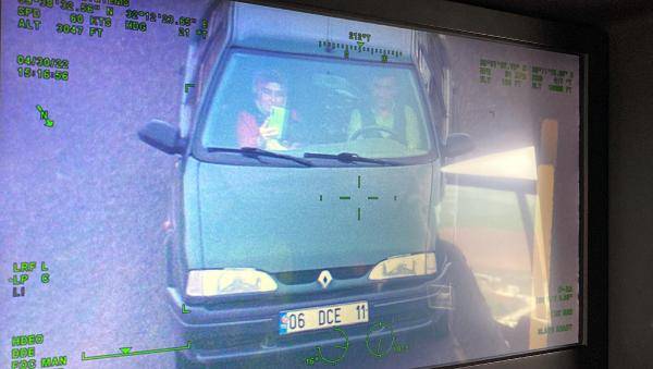 Günün cezası: Onlar polis helikopterini, polis helikopteri onları görüntüledi 7