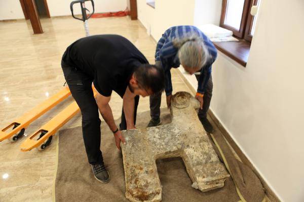 Dersim'in kırmızı bültenle aranan koç başlı mezar taşı bulundu 7