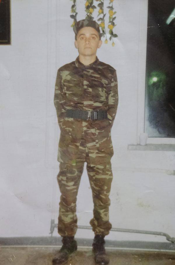 'Firar etti' denilen askerin kemikleri 19 yıl sonra kışlada bulundu 2