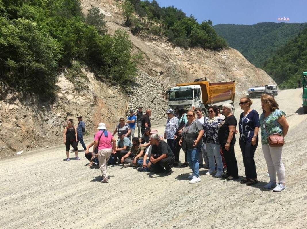 İkizdere'de Cengiz İnşaat'a karşı yine eylem: Bitsin bu katliam 4