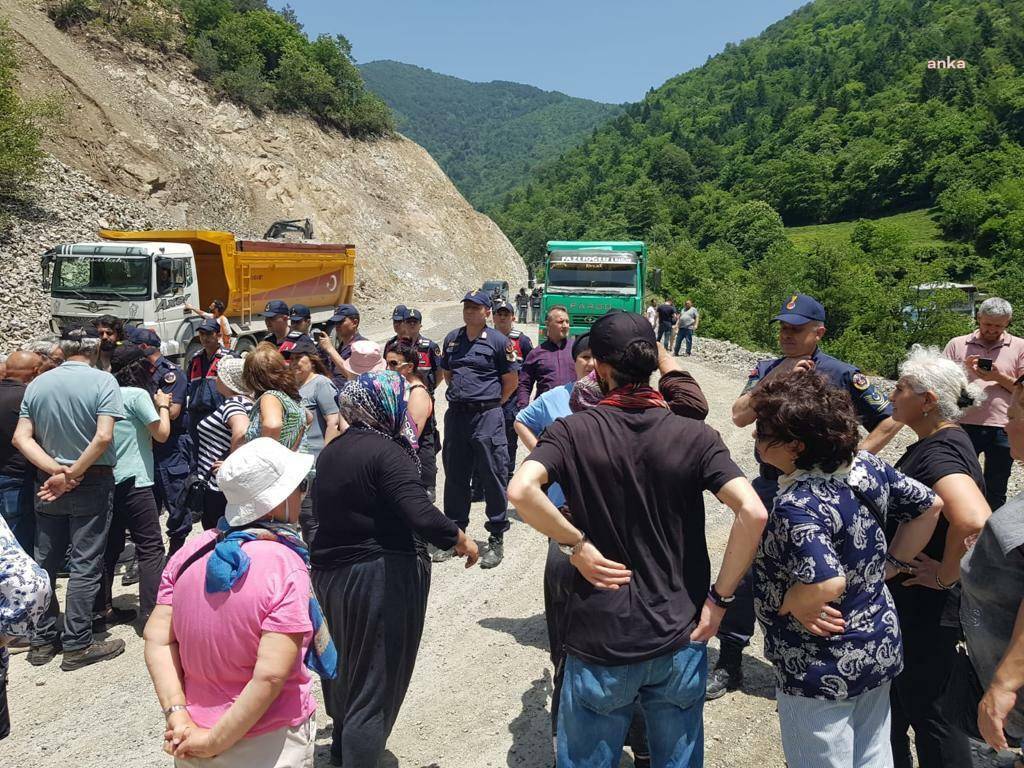 İkizdere'de Cengiz İnşaat'a karşı yine eylem: Bitsin bu katliam 6