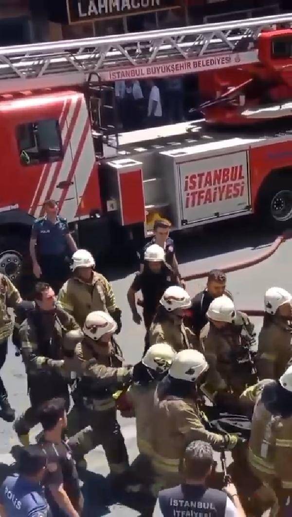 Markette yangın çıktı, depoda uyuyan işçi yaşamını yitirdi 2
