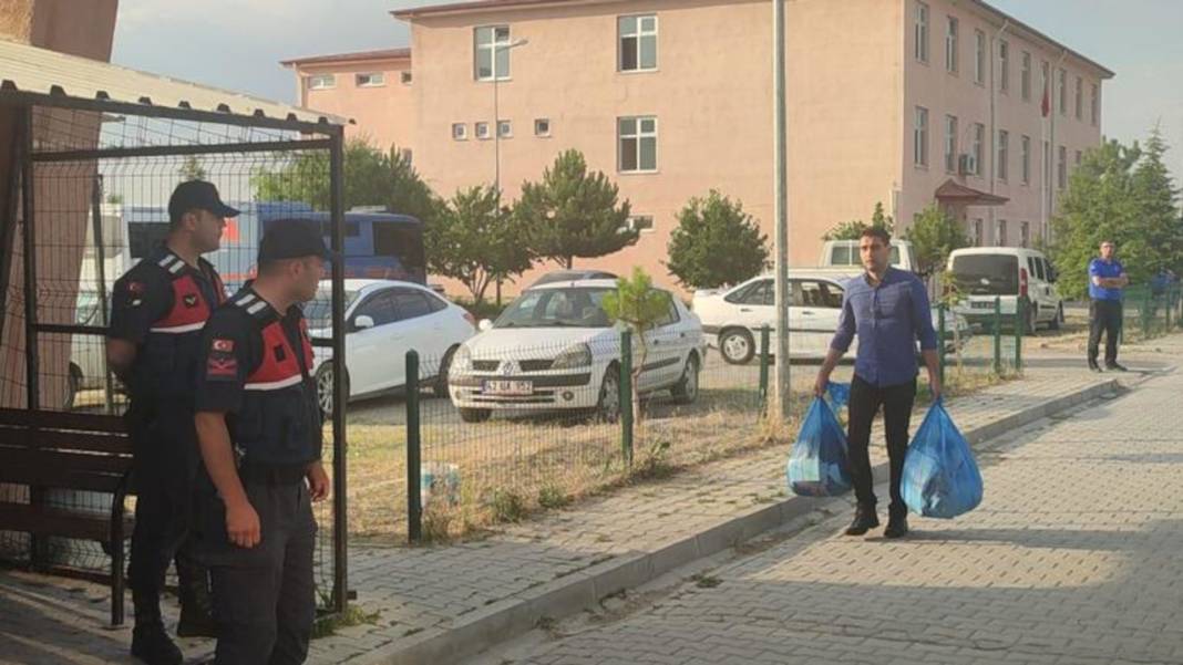 Tahliye edilen Kadir Şeker'den ilk görüntüler 5