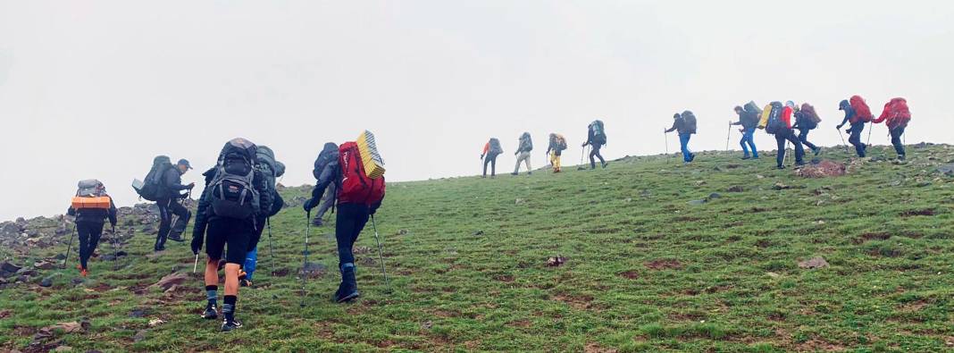 Zirveye yeni rota: Yaşar Kemal'in Ağrı Dağı Efsanesi'ndeki Küp Gölü'nü kuş bakışı görüyor 14