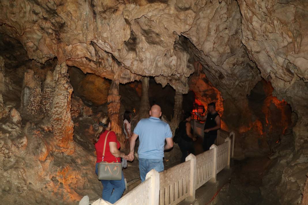 Turizme açılan ilk mağara İnsuyu'nun suları kurudu 1