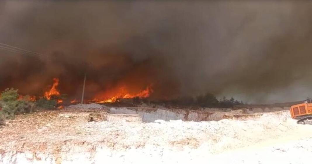 Muğla'da orman yangını: Havadan ve karadan müdahale ediliyor 1