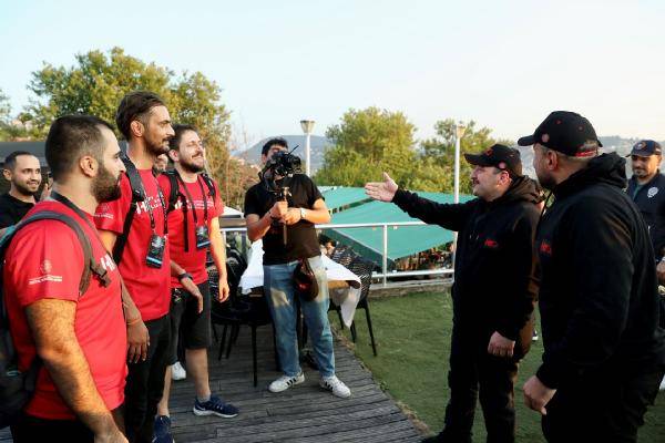 Aranan hackerlar, Mustafa Varank ve Ali Taha Koç çıktı: Kafede yakalandılar 4