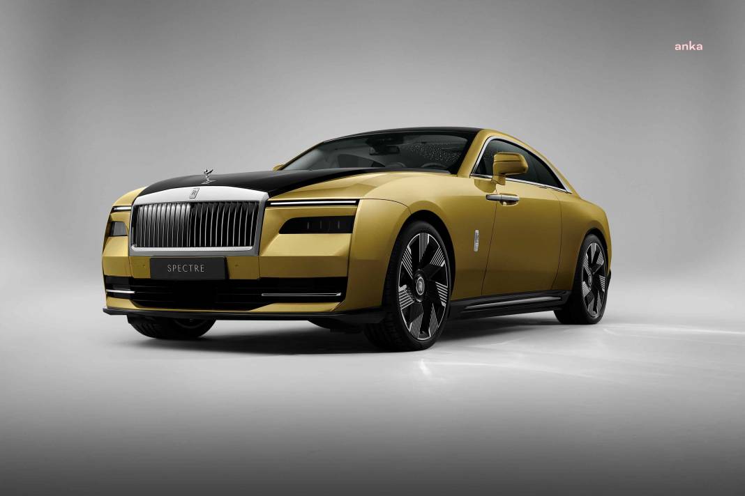 Rolls-Royce, ilk tam elektrikli arabası Spectre'ı tanıttı! İşte Spectre özellikleri ve donanımı 3