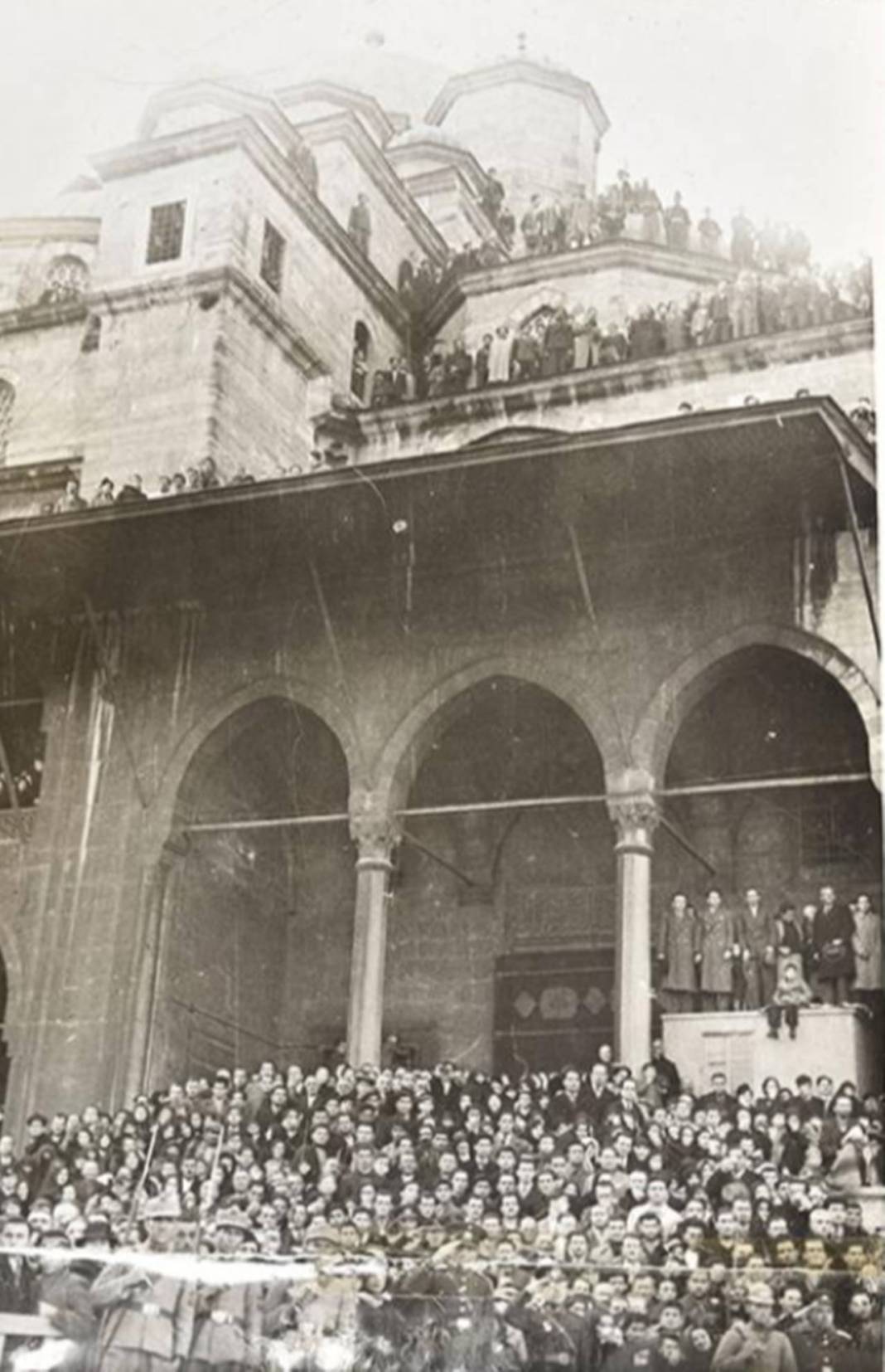 84 yıl önce: Fotoğraflarla Atatürk'ün cenazesi... 7
