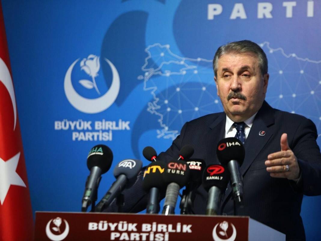 Yargıtay'ın güncellenen verileriyle: Türkiye'de hangi siyasi partinin kaç üyesi var? 9