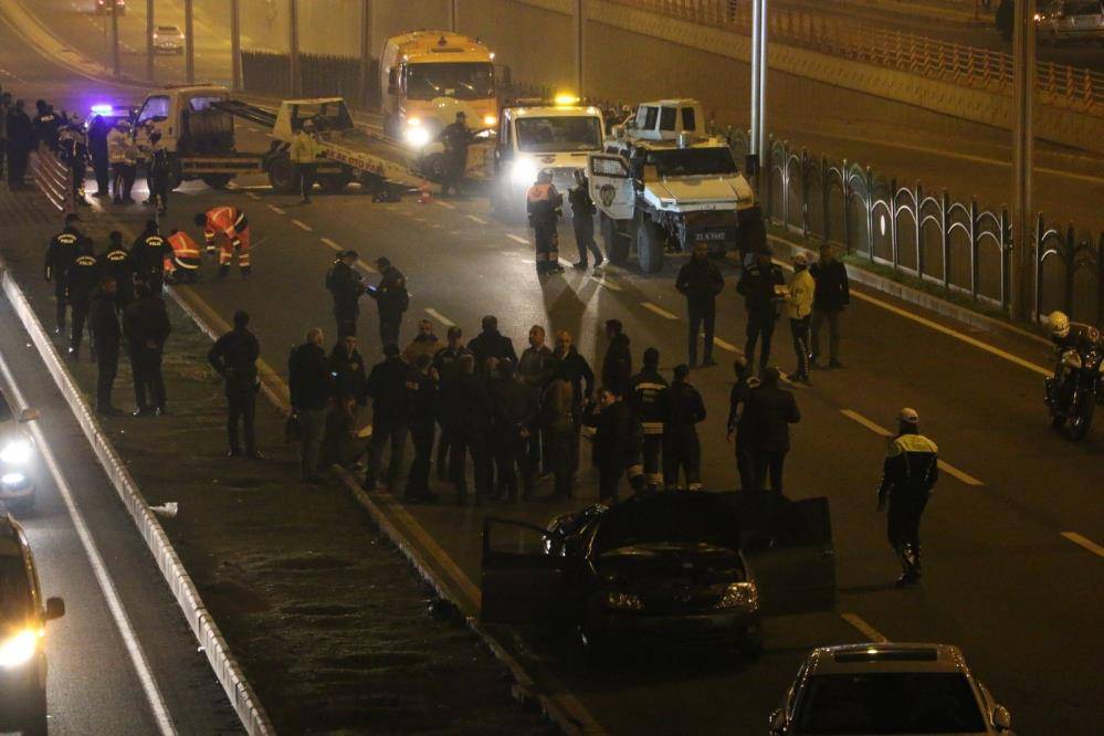 Diyarbakır'da zincirleme kaza: 1 polis memuru hayatını kaybetti 4