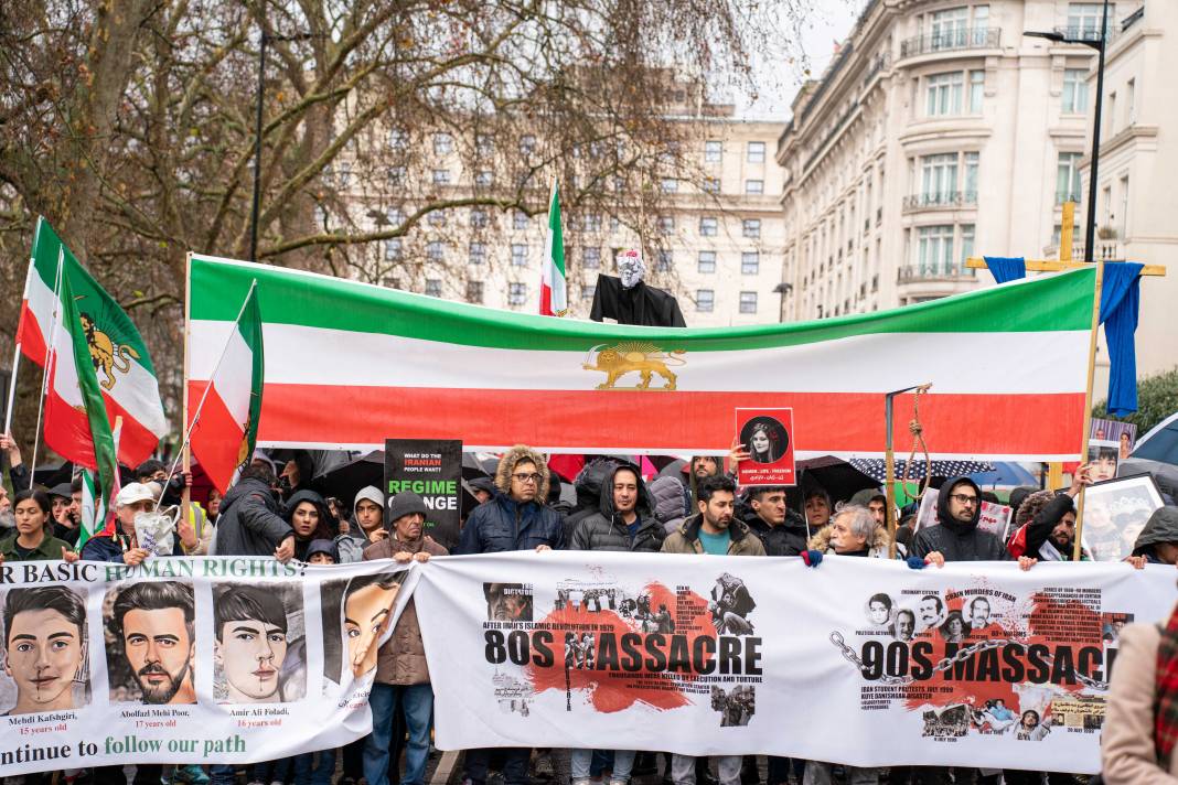 Habip Koçak'ın objektifinden Londra'daki İran protestosu 9