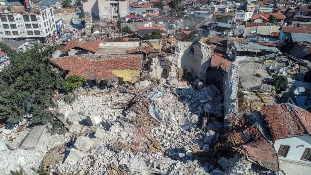 Antakya'daki tarihi kiliseler depremde yıkıldı 4