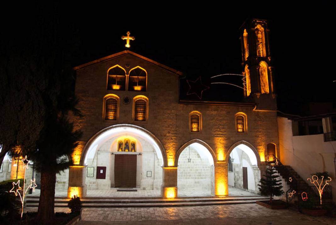 Antakya'daki tarihi kiliseler depremde yıkıldı 14