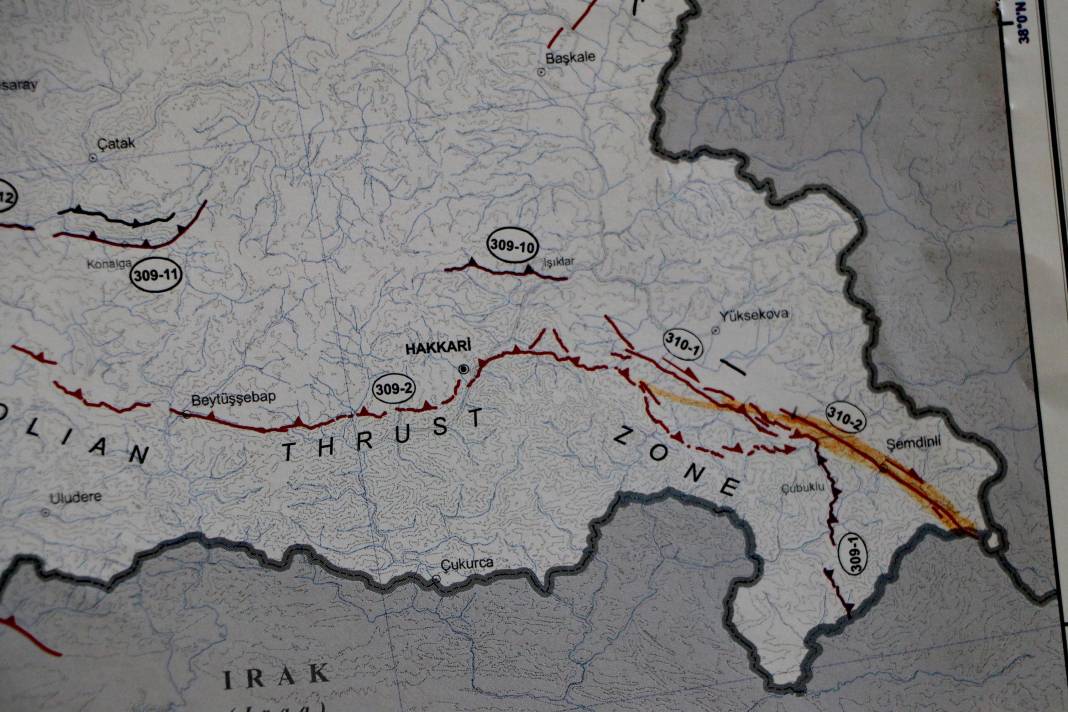 Doç. Dr. Selçuk, Hakkari için uyarı yaptı: '7 ve üzeri deprem üretme potansiyeline sahip' 2