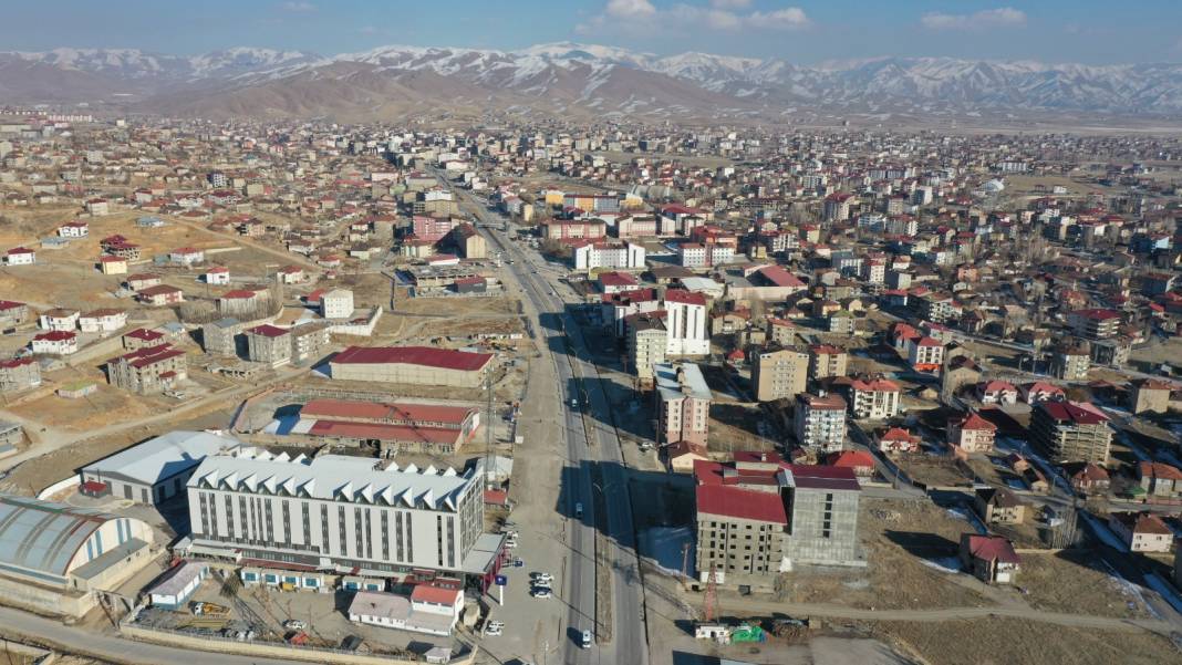 Doç. Dr. Selçuk, Hakkari için uyarı yaptı: '7 ve üzeri deprem üretme potansiyeline sahip' 3