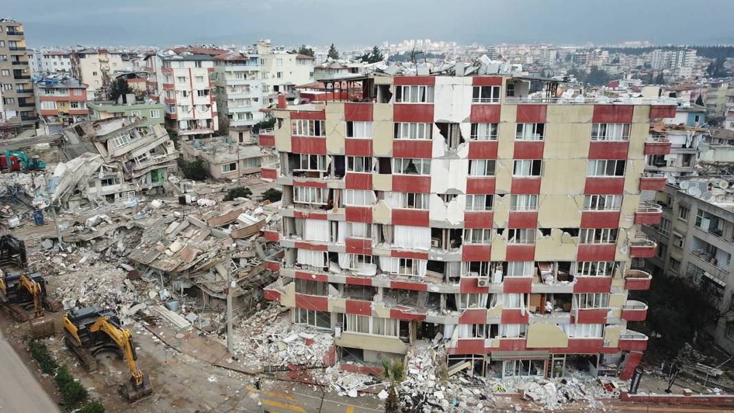 İki hafta arayla depremlerin vurduğu Hatay havadan fotoğraflandı 4