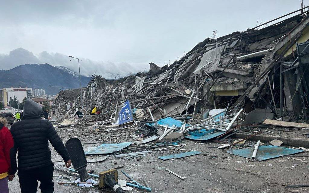 İşte kare kare 10 kenti vuran deprem sonrası hasar 22