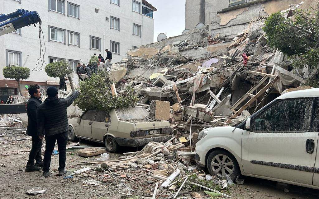 İşte kare kare 10 kenti vuran deprem sonrası hasar 19