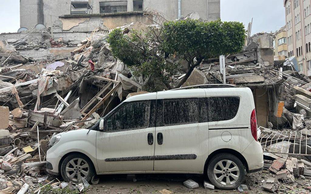 İşte kare kare 10 kenti vuran deprem sonrası hasar 18