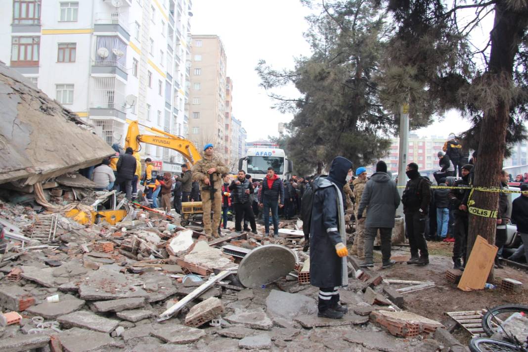 Can kaybı Maraş’ta 84, Diyarbakır’da 14’e çıktı 5