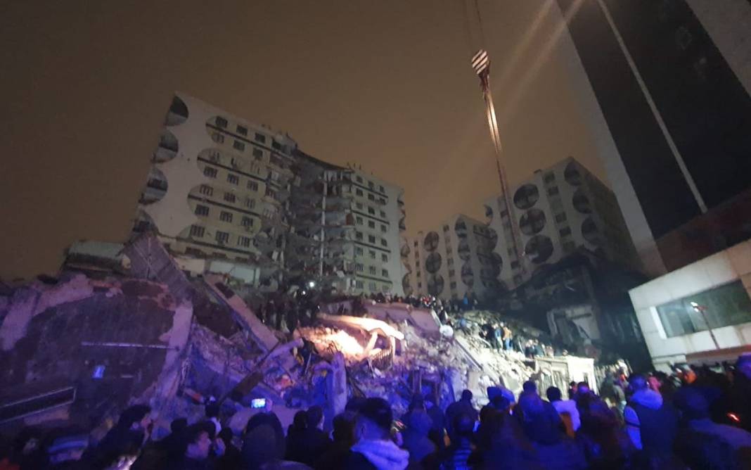 İşte kare kare 10 kenti vuran deprem sonrası hasar 8