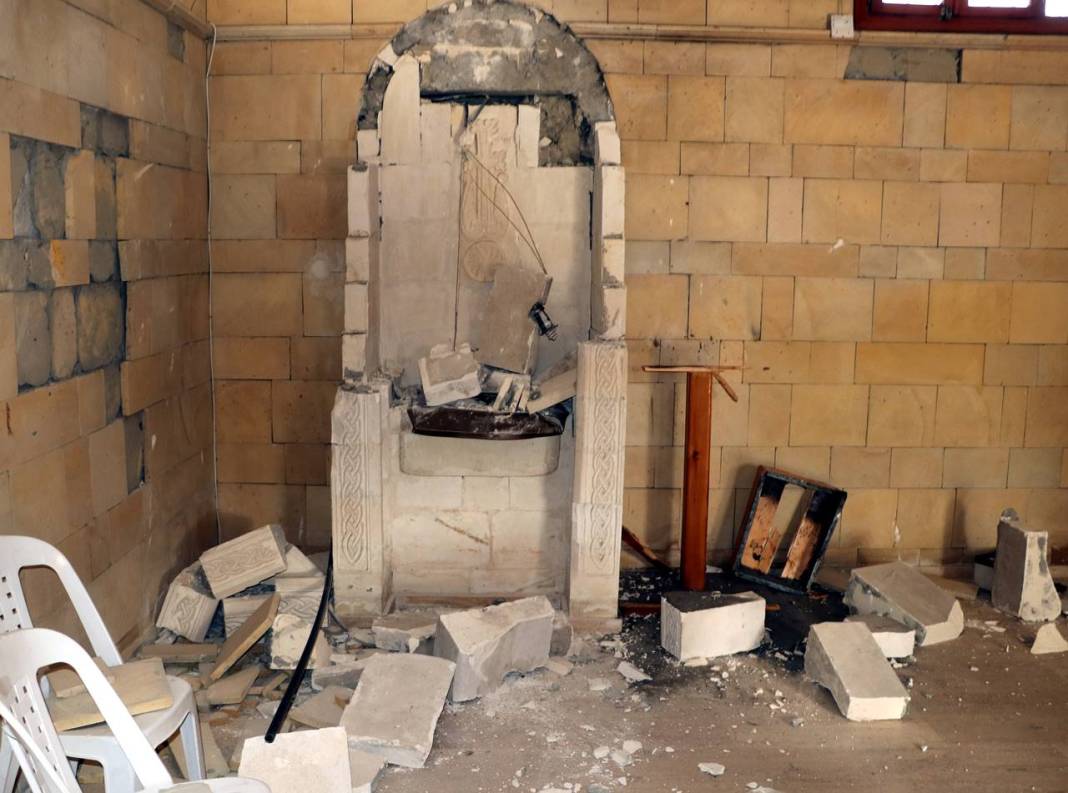 Deprem zarar verdi: Hatay'ın iki Ermeni kilisesinden biri ibadete kapatıldı 3