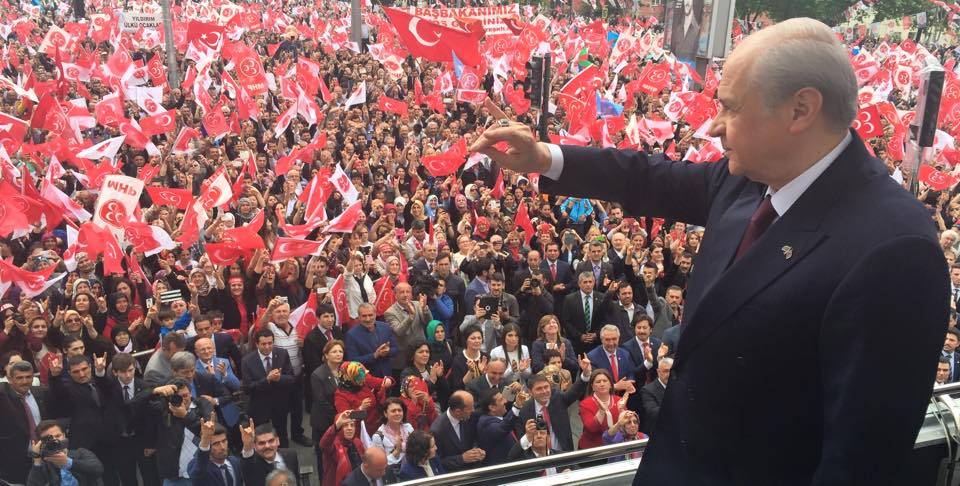 Son anket: AKP yüzde 30’un altına düştü 6