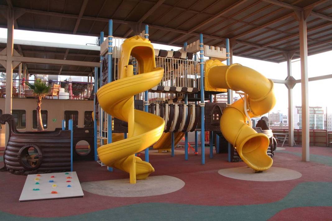 'Yüzer kent' depremzedeler için hazır 5