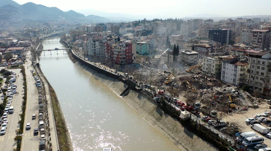 Dron görüntüleri, felaketin boyutunu gözler önüne serdi 8