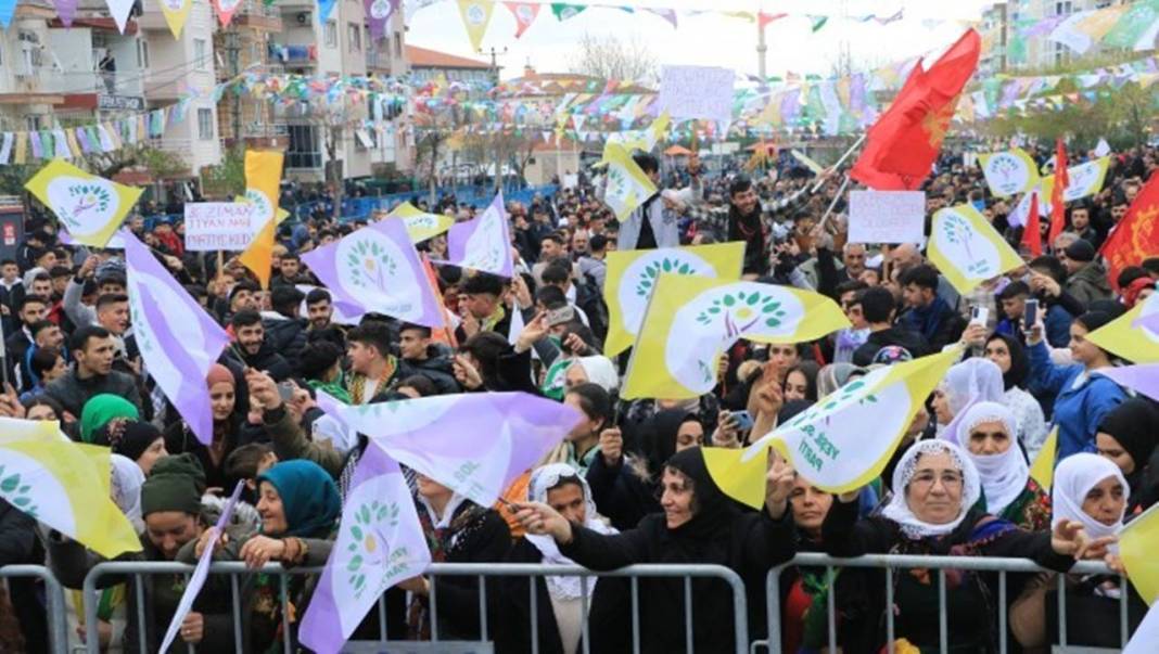Yurtta Nevruz coşkusu: Yüzbinlerce kişi katıldı, 'istifa' sloganı öne çıktı 8