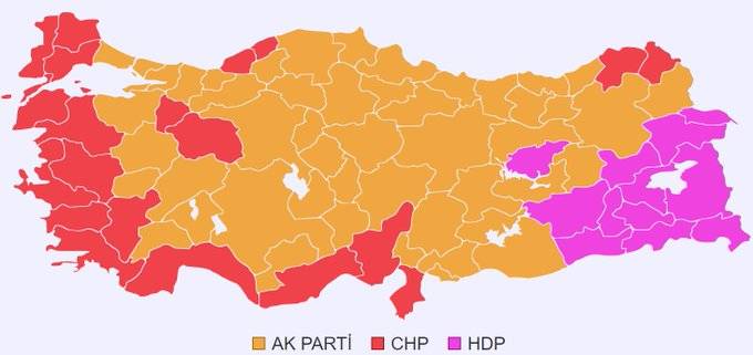 Anket sonuçları üzerinden simülasyon hazırlandı: AKP’nin sandalye sayısında ciddi düşüş 5
