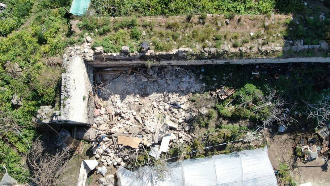 Fatih'te surların çöken bölümü havadan görüntülendi 2