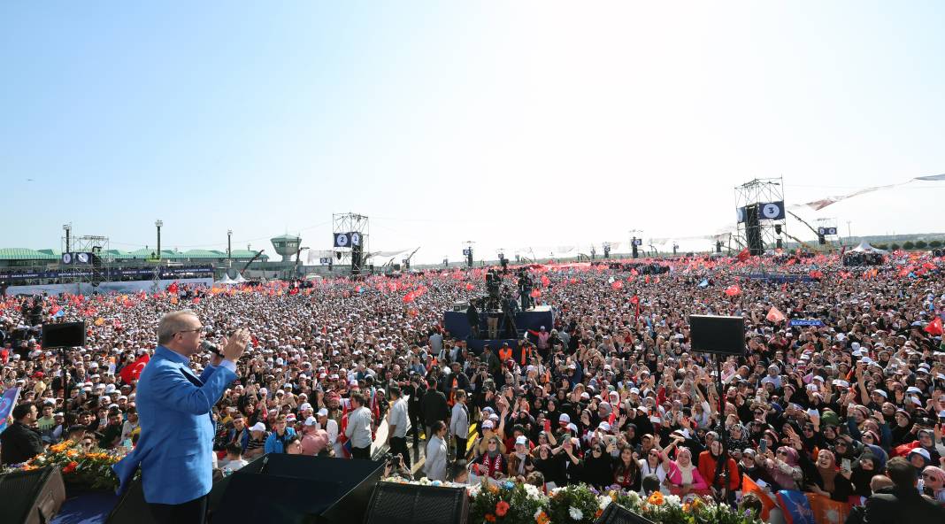 Teyit.org: Erdoğan’ın mitingine 1,7 milyon kişinin katıldığı iddiası 'hatalı', en fazla 865 bin kişi 4