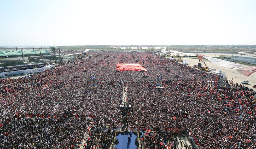 Teyit.org: Erdoğan’ın mitingine 1,7 milyon kişinin katıldığı iddiası 'hatalı', en fazla 865 bin kişi 5