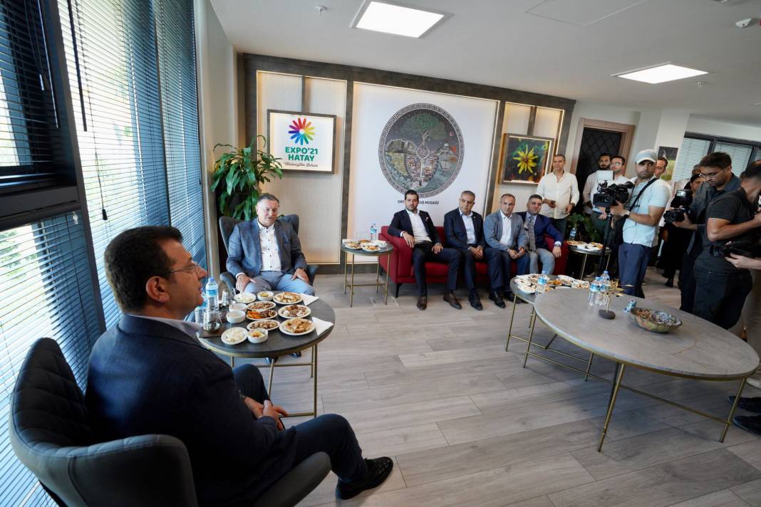İmamoğlu Hatay'da, son Ermeni köyünde... 'Yaralarınıza ilaç olmaya gayret ettik, olmaya devam edeceğiz' 26