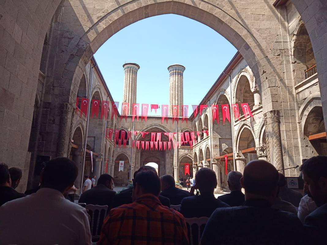 Erzurum Valiliği, medresede yapılmak istenen defileyi 'uygun bulmadı' 3