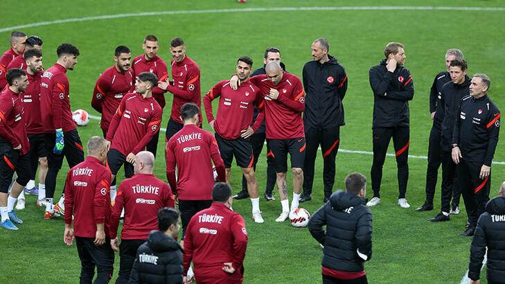 Son 23 sezonun transfer şampiyonu Galatasaray oldu: Kim kaç futbolcu transfer etti, en çok hangi ülkelerden futbolcu geldi... 1