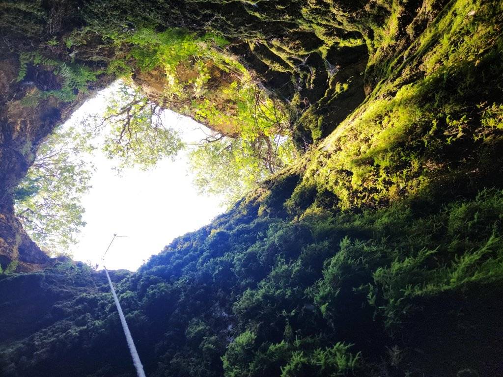 50 metre derinlikli mağarada bulunan Murat 124, Konya plakalı çıktı 2