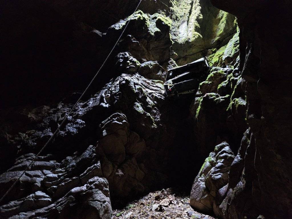 50 metre derinlikli mağarada bulunan Murat 124, Konya plakalı çıktı 1