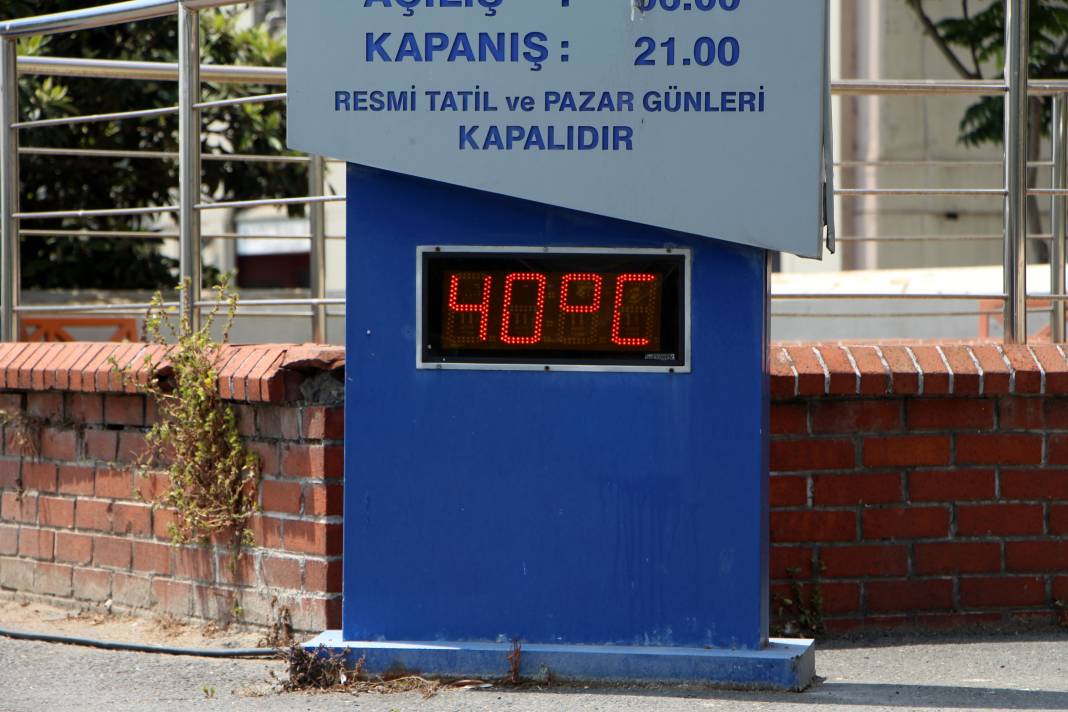 İstanbul bugün 40 dereceyi gördü 4