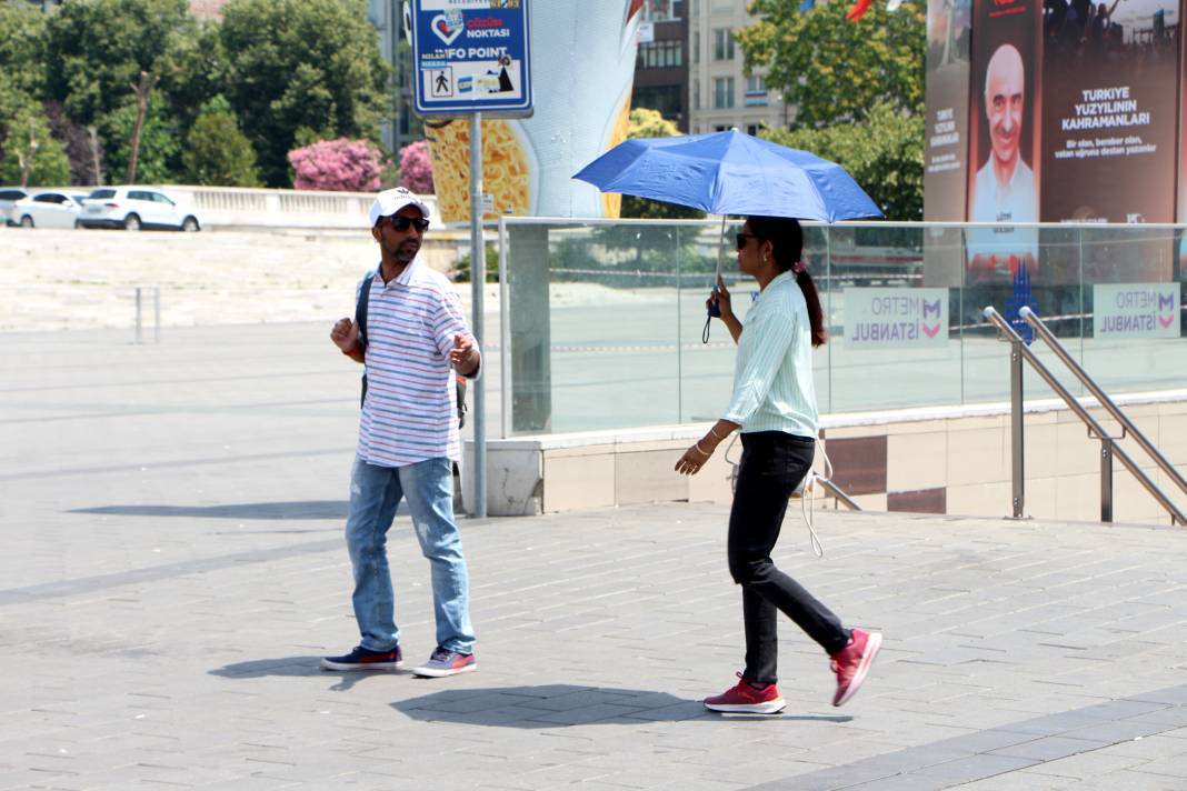 İstanbul bugün 40 dereceyi gördü 11