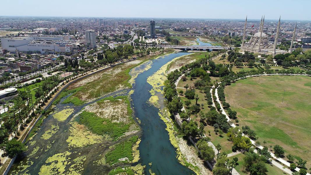 Adana’nın cazibe merkeziydi; suyu kesilince bataklığa döndü 3