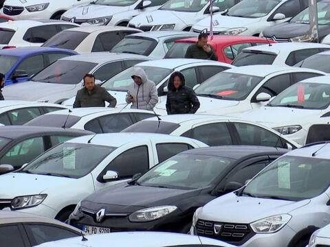 Araba fiyatlarıyla ilgili dikkat çeken gelişme, ikinci el otomobilde fiyatlar düşüyor: 100-150 bin liralık farklar... 1